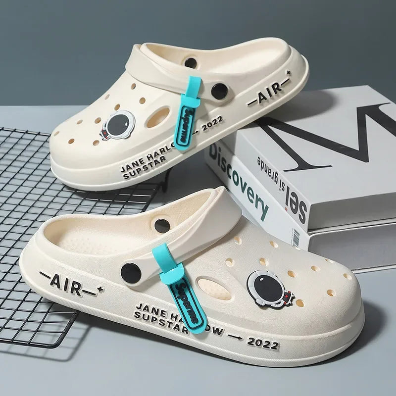 Leichte Strand- & Hausschuhe – EVA Clogs mit Lochdesign