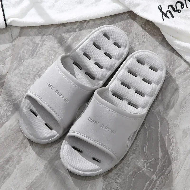 „HydroStep™ Badepantoffeln – Leicht, bequem & rutschfest“