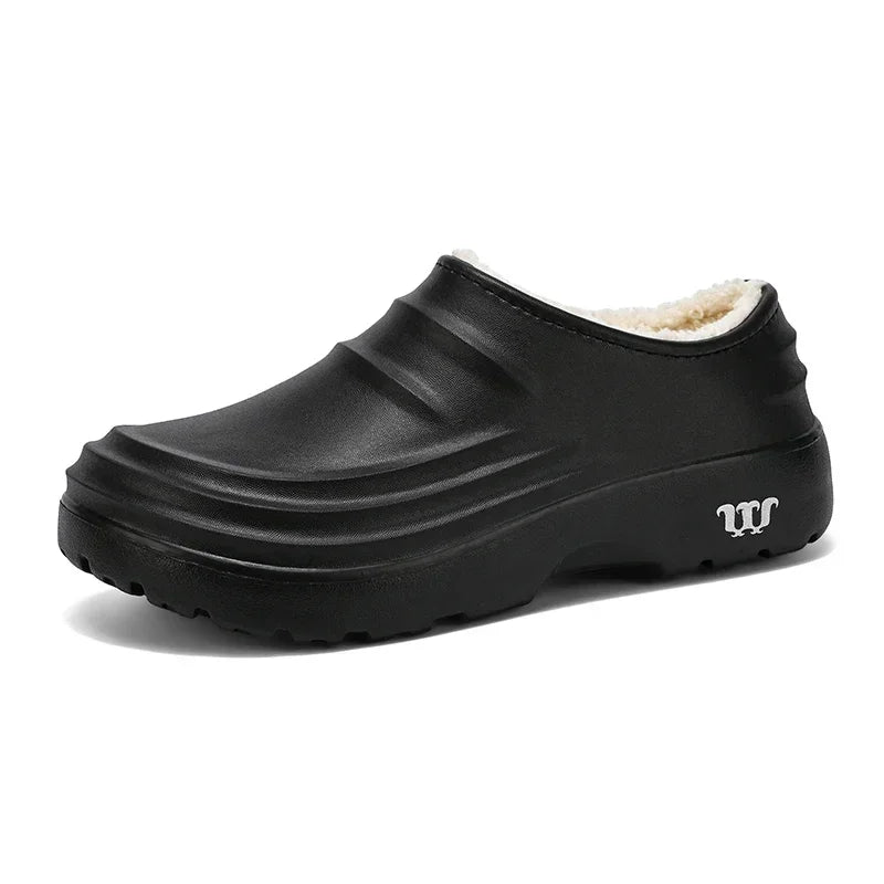 „FrostGuard™ Herren Hausschuhe – Warm gefüttert & wetterfest“