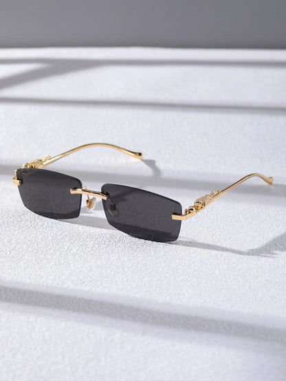 Stylische randlose Unisex-Brille mit elegantem Metallrahmen – modern, leicht & perfekt für Fashion-Looks oder Street-Style-Snaps. Ein Must-have für Trendsetter! Jetzt im Angebot: Wähle 1 oder 2 Stück & setze ein Statement!