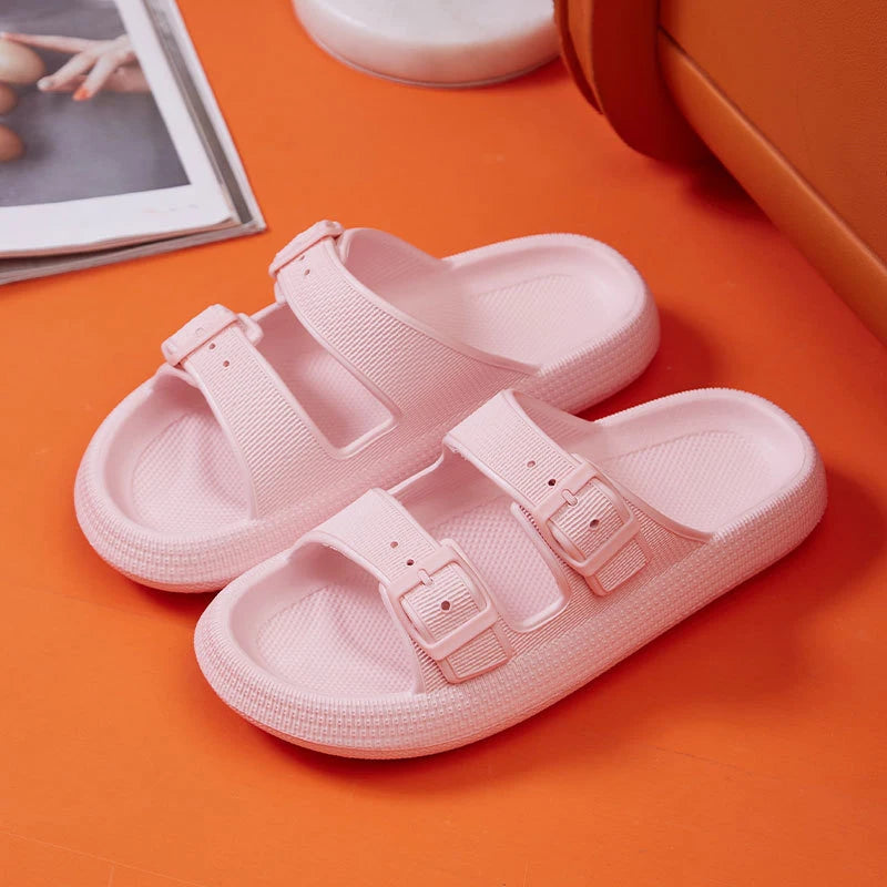 „SkyStep™ Plateau-Slides – Sommer 2025 Must-have für Strand & Home“