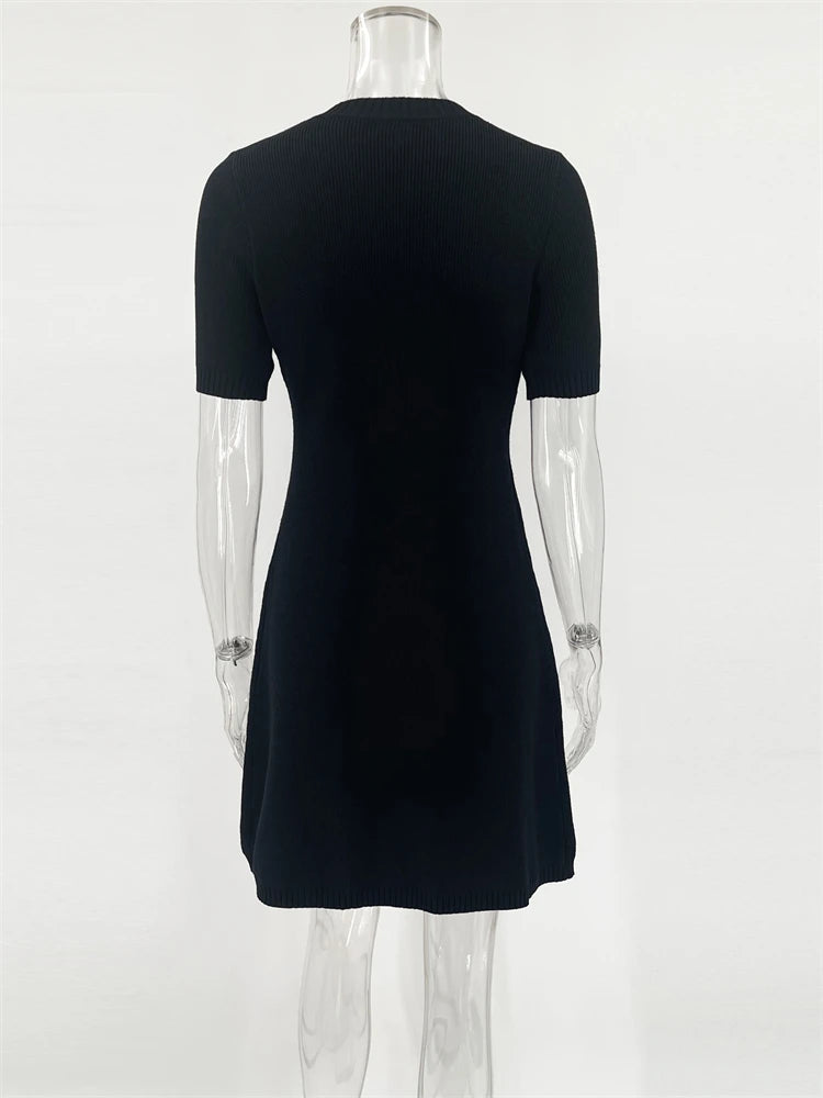 Elegantes Rippstrick-Kleid mit Hoher Taille – Trendy & Feminin