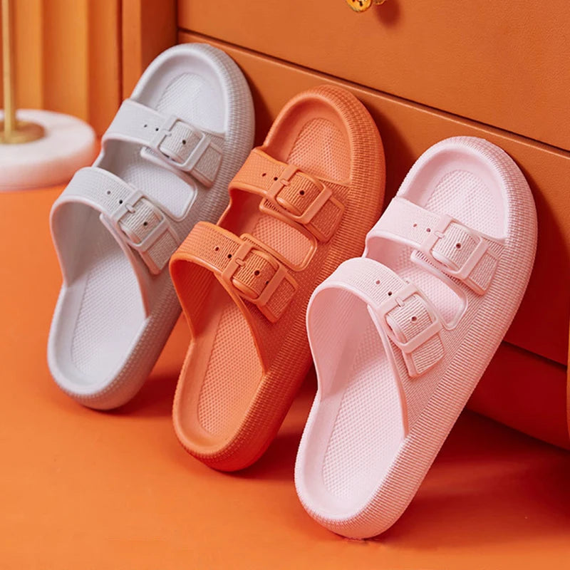 „SkyStep™ Plateau-Slides – Sommer 2025 Must-have für Strand & Home“